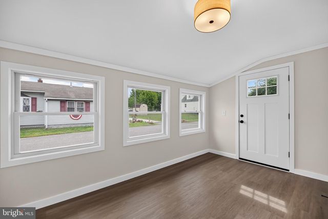 129 MAGNOLIA ST, Carneys Point, NJ 08069
