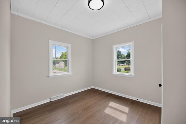 129 MAGNOLIA ST, Carneys Point, NJ 08069