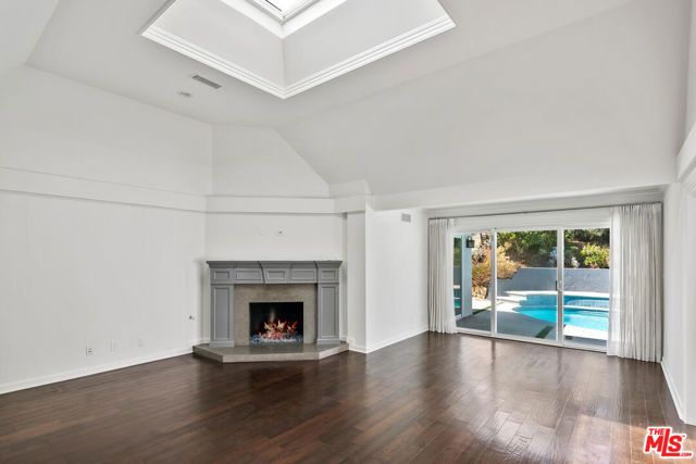 18133 Wakecrest Drive, Malibu, CA 90265