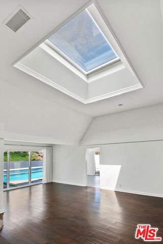 18133 Wakecrest Drive, Malibu, CA 90265