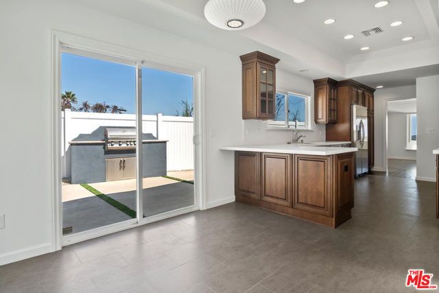 18133 Wakecrest Drive, Malibu, CA 90265