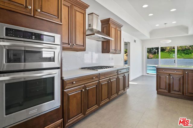 18133 Wakecrest Drive, Malibu, CA 90265