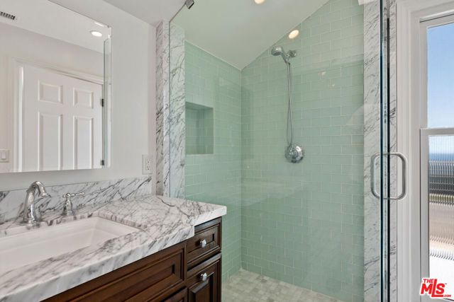 18133 Wakecrest Drive, Malibu, CA 90265