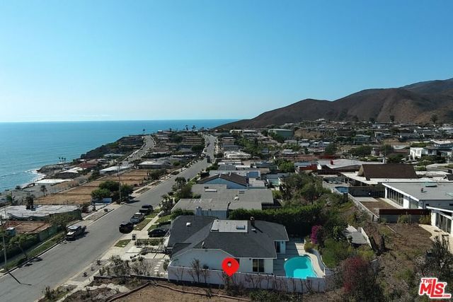 18133 Wakecrest Drive, Malibu, CA 90265