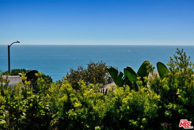 18133 Wakecrest Drive, Malibu, CA 90265