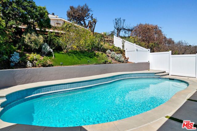 18133 Wakecrest Drive, Malibu, CA 90265