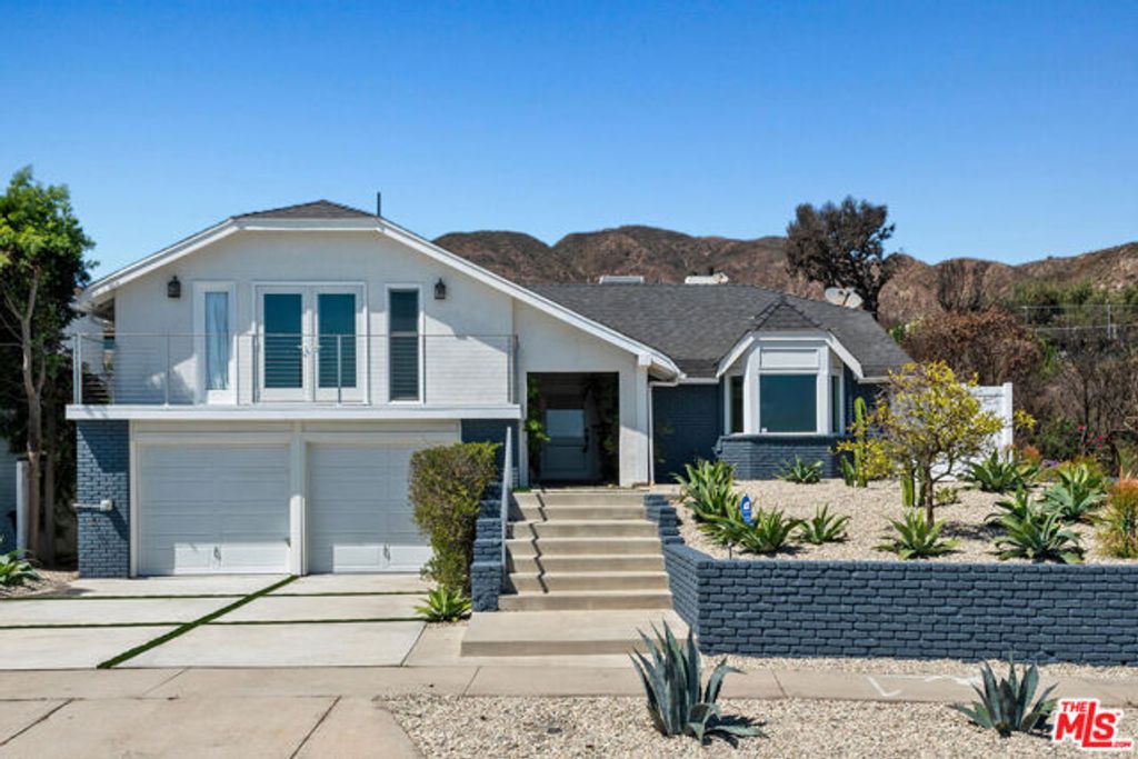 18133 Wakecrest Drive, Malibu, CA 90265