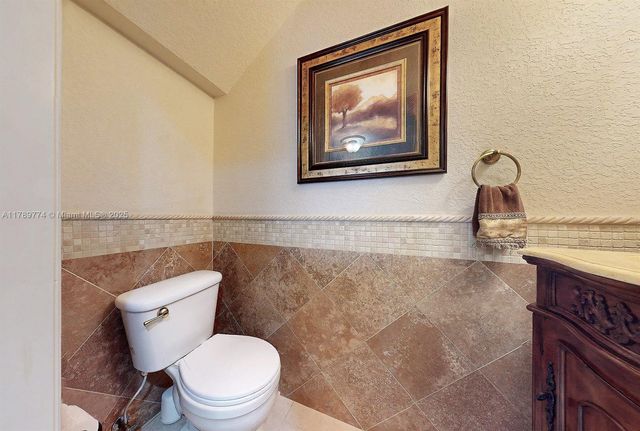 8357 NW South River Dr, Medley, FL 33166