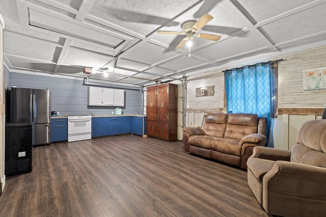 51 N Case Avenue, Trenton, GA 30752