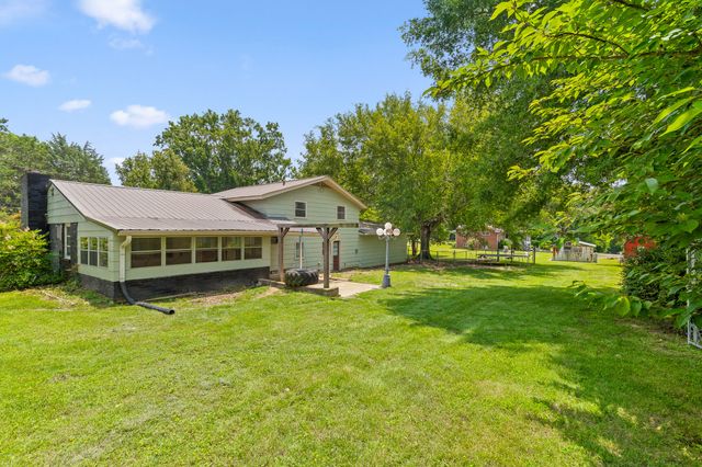 51 N Case Avenue, Trenton, GA 30752