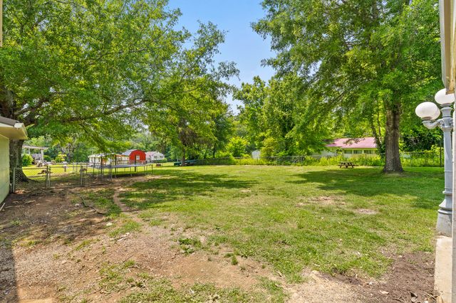 51 N Case Avenue, Trenton, GA 30752