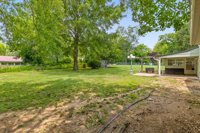 51 N Case Avenue, Trenton, GA 30752