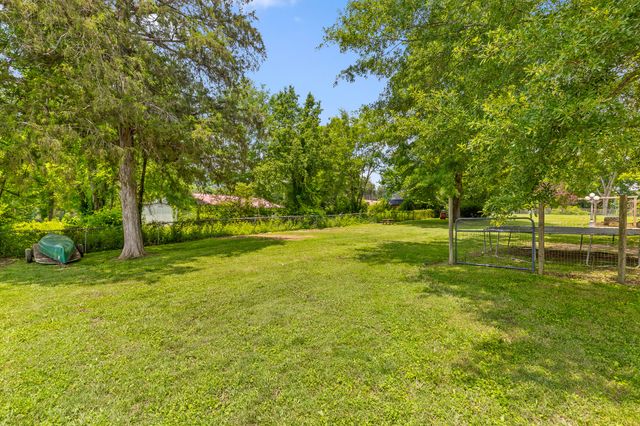 51 N Case Avenue, Trenton, GA 30752