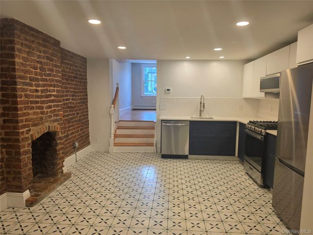 27 Bridge Street 1, Nyack, NY 10960
