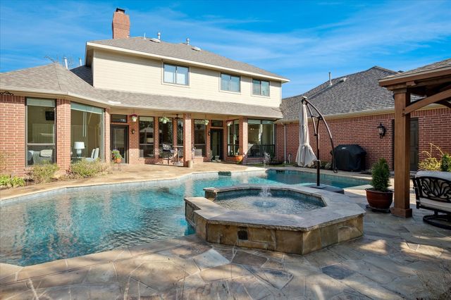 112 Woodglen Court, Southlake, TX 76092