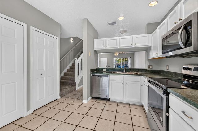 17403 FLATWOODS KEY DRIVE, Tampa, FL 33647