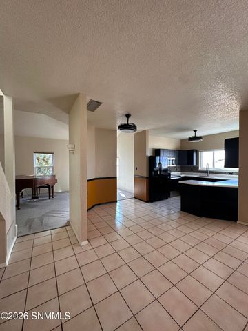 2651 Los Misioneros, Las Cruces, NM 88011