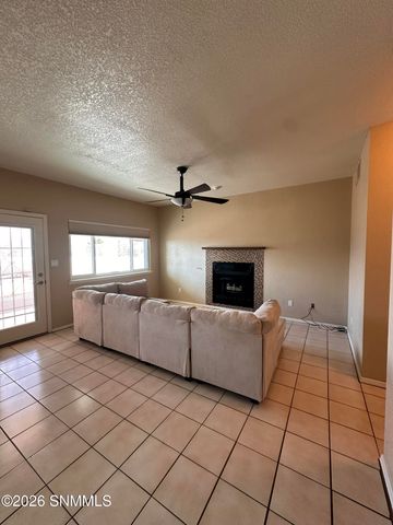 2651 Los Misioneros, Las Cruces, NM 88011