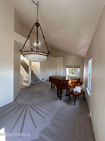 2651 Los Misioneros, Las Cruces, NM 88011