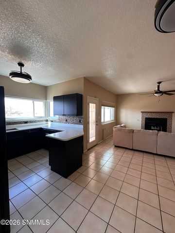 2651 Los Misioneros, Las Cruces, NM 88011