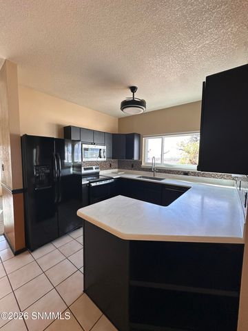 2651 Los Misioneros, Las Cruces, NM 88011