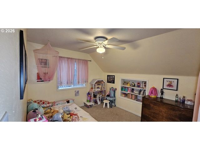 4986 REBECCA St, Salem, OR 97305