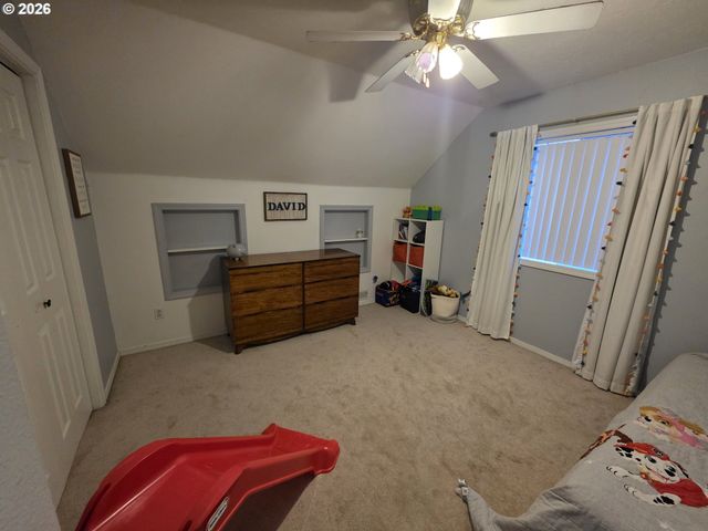 4986 REBECCA St, Salem, OR 97305