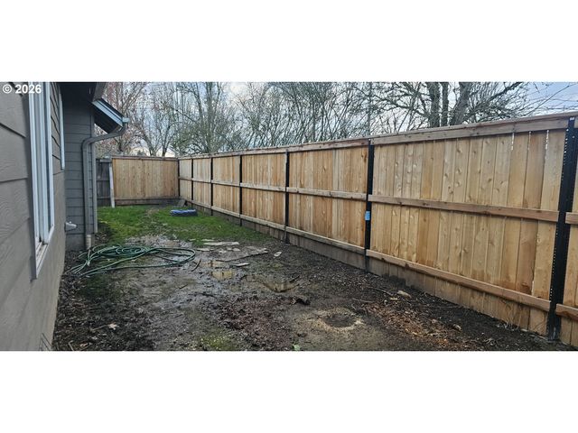 4986 REBECCA St, Salem, OR 97305