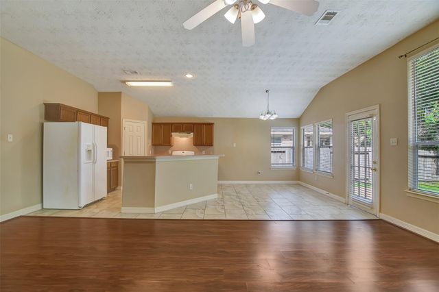 19017 Hammer Lane, Porter, TX 77365