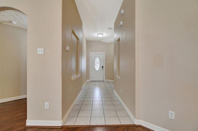 19017 Hammer Lane, Porter, TX 77365