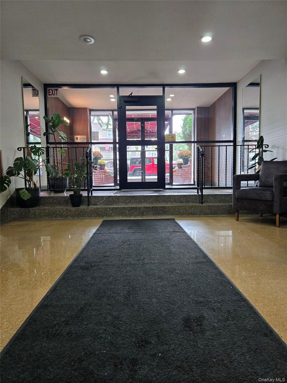 84-25 118th St 5A, Kew Gardens, NY 11415 — photo 3