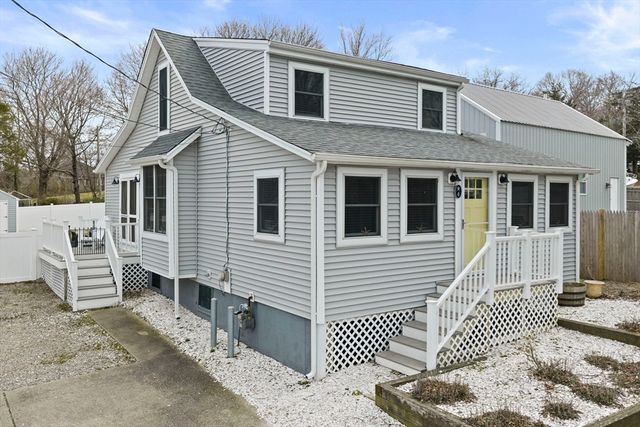 4 Fremont Rd, Marshfield, MA 02050