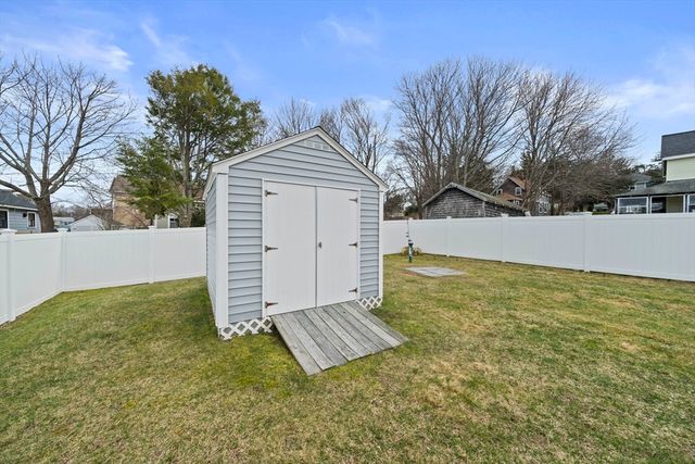 4 Fremont Rd, Marshfield, MA 02050