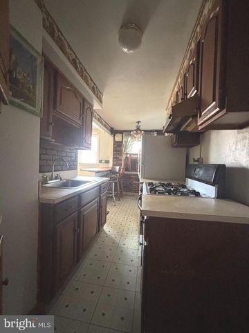 229 STEARLY ST, Philadelphia, PA 19111