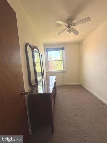 229 STEARLY ST, Philadelphia, PA 19111