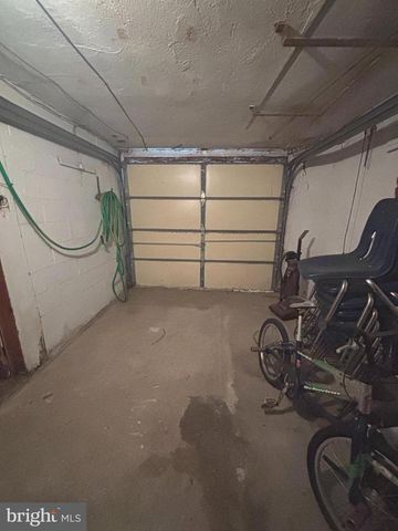 229 STEARLY ST, Philadelphia, PA 19111