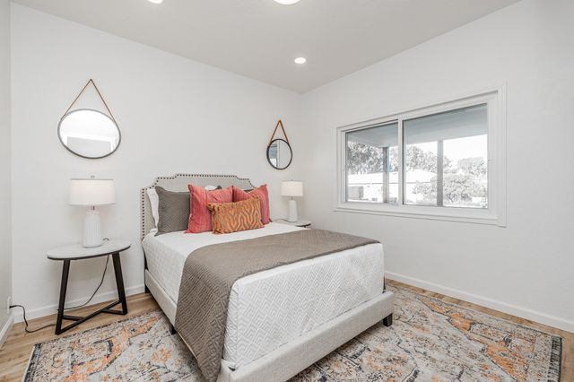 1900 Chestnut Street, Santa Clara, CA 95054