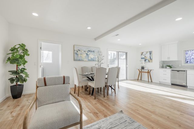 1900 Chestnut Street, Santa Clara, CA 95054