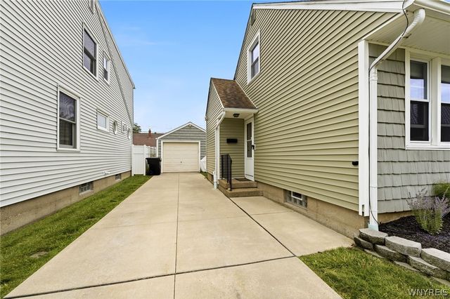 114 Sherwin Drive, Tonawanda, NY 14150