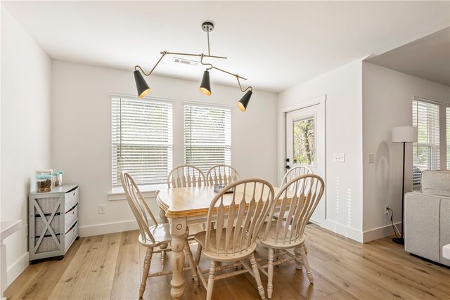 4 Roxburgh Lane, Bella Vista, AR 72715