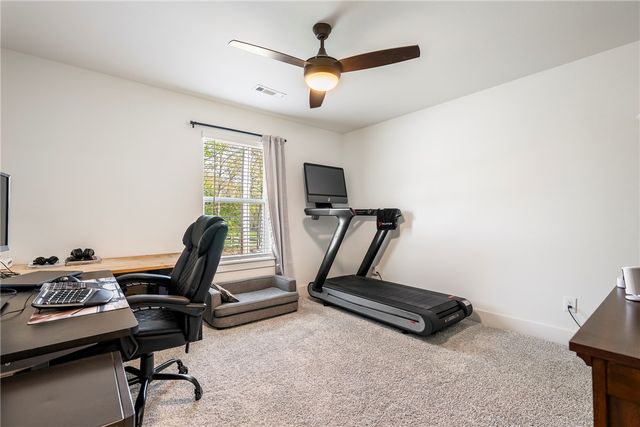 4 Roxburgh Lane, Bella Vista, AR 72715