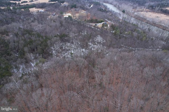 480 BEYLORS FERRY RD, Rileyville, VA 22650