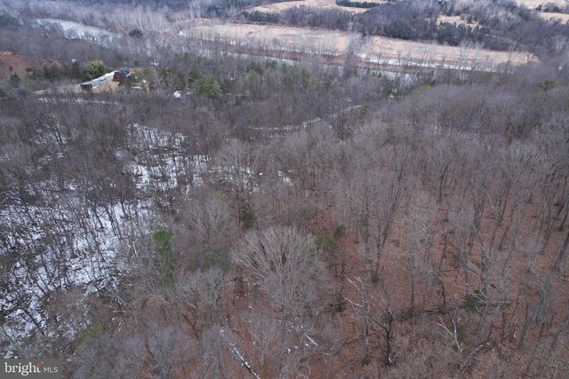 480 BEYLORS FERRY RD, Rileyville, VA 22650