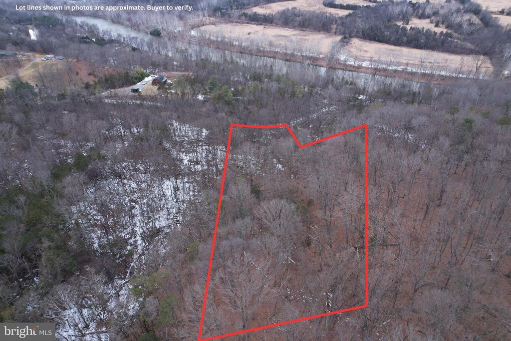 480 BEYLORS FERRY RD, Rileyville, VA 22650