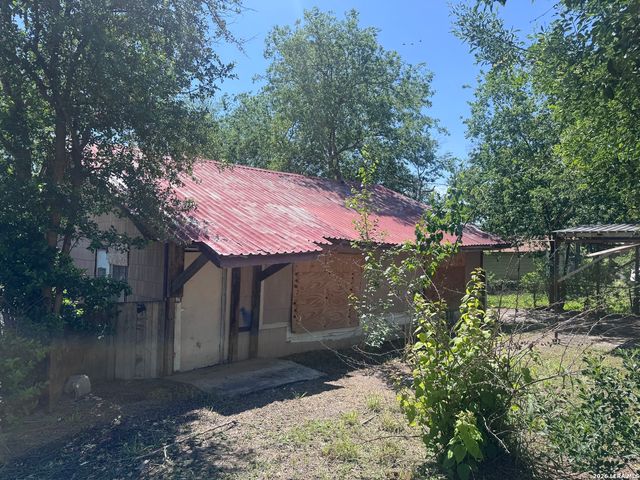 410 Amanda St, San Antonio, TX 78220