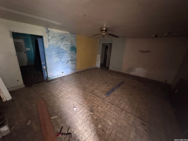 410 Amanda St, San Antonio, TX 78220