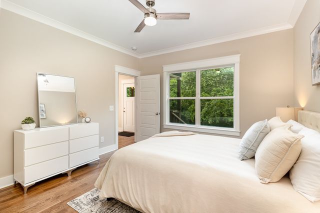 1120 Taylor Town Rd, White Bluff, TN 37187