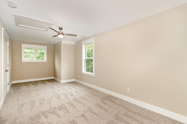 1120 Taylor Town Rd, White Bluff, TN 37187