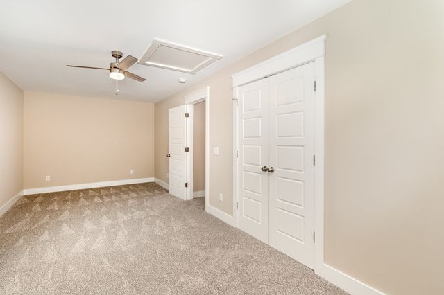 1120 Taylor Town Rd, White Bluff, TN 37187