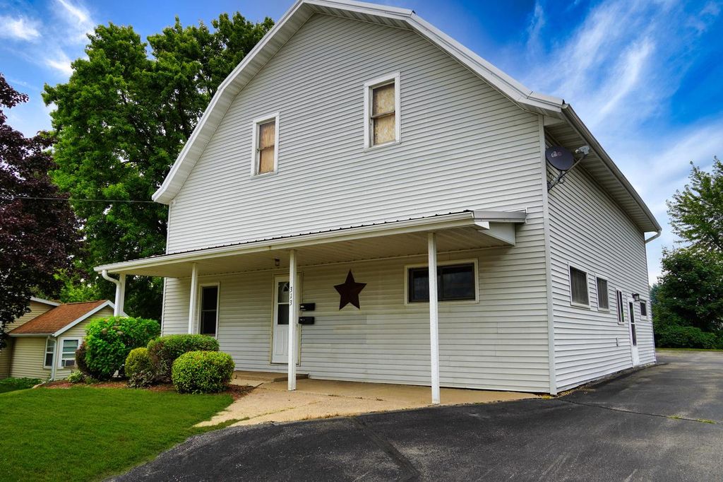 313 N Main STREET, Viroqua, WI 54665